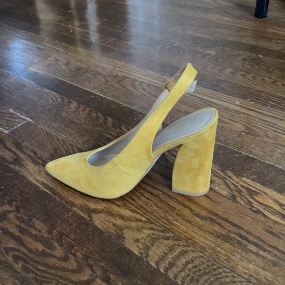 Nasty Gal yellow heels size 39 - Picture 4 of 5